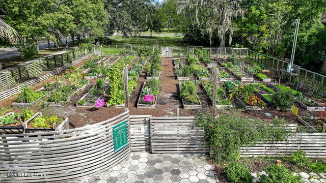 1326 HOLLYWOOD Avenue, Jacksonville, FL 32205