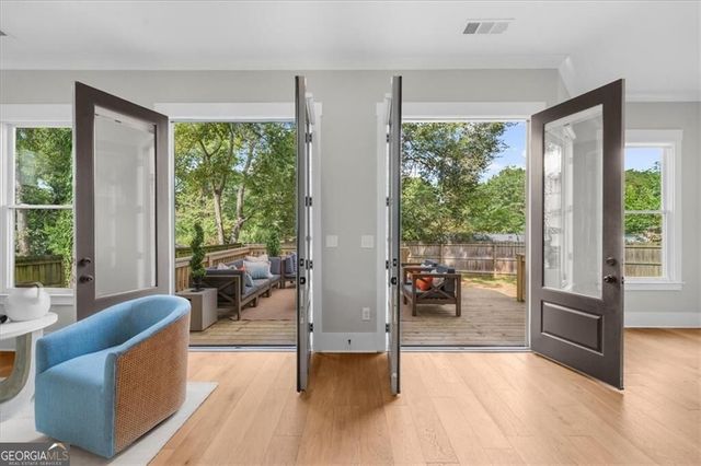 374 Norcross Street, Roswell, GA 30075
