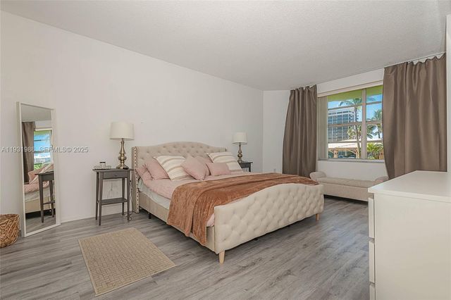 1965 S Ocean Dr MR, Hallandale Beach, FL 33009