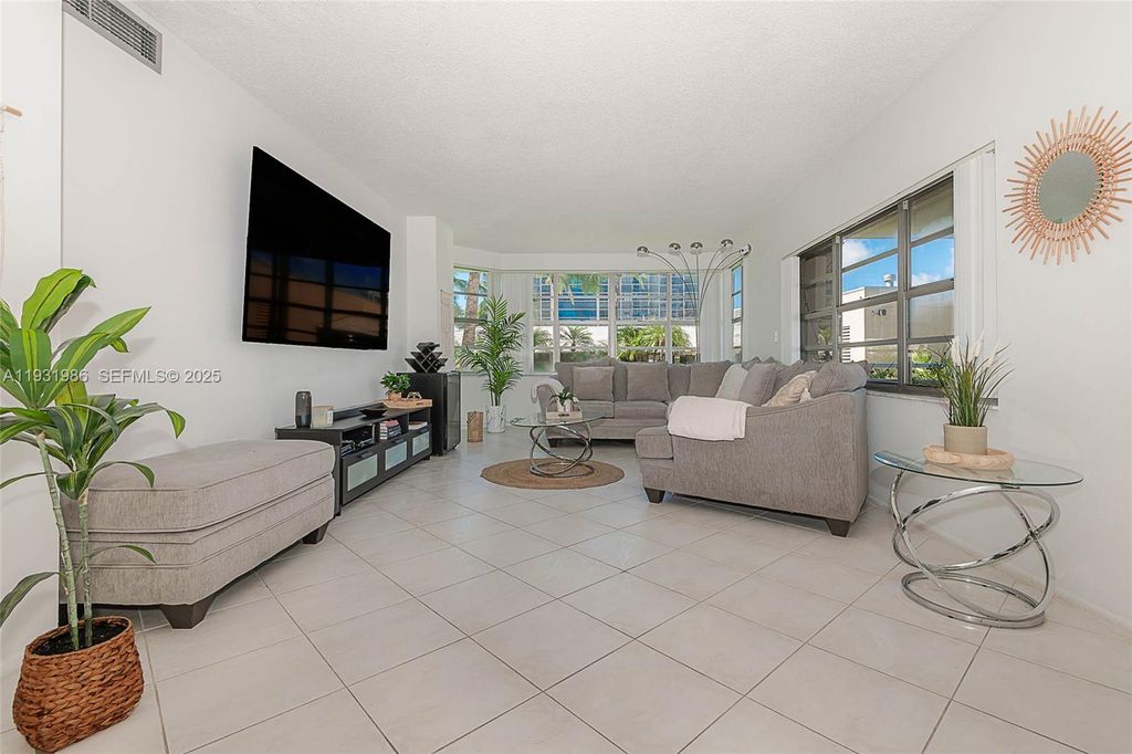 Image 1 of property listing at 1965 S Ocean Dr MR, Hallandale Beach, FL 33009