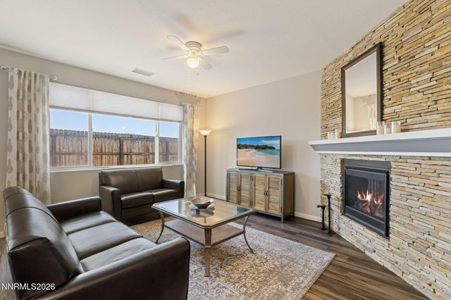 322 Granite Court, Dayton, NV 89403