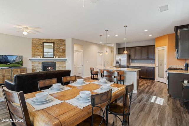 322 Granite Court, Dayton, NV 89403