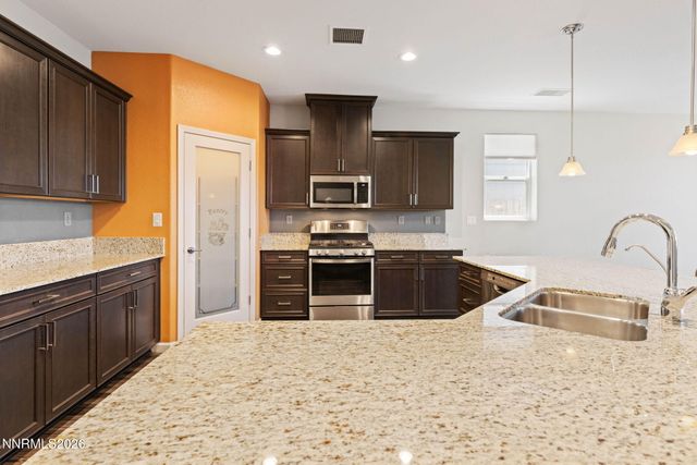 322 Granite Court, Dayton, NV 89403