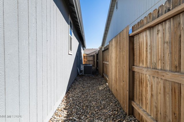 322 Granite Court, Dayton, NV 89403