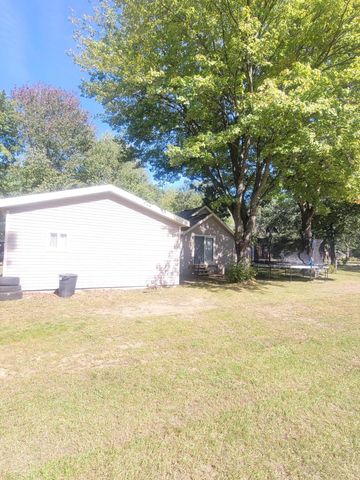 1367 E Summit Avenue, Muskegon, MI 49444