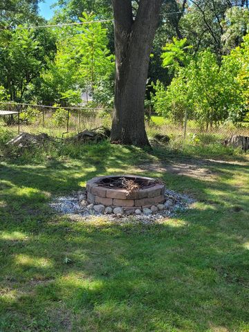 1367 E Summit Avenue, Muskegon, MI 49444