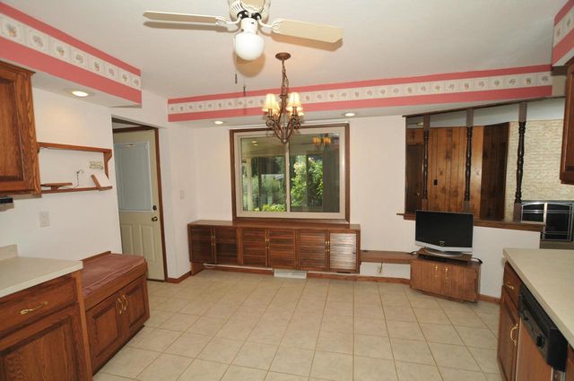 8150 S 58th STREET, Franklin, WI 53132