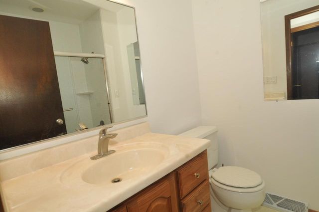 8150 S 58th STREET, Franklin, WI 53132