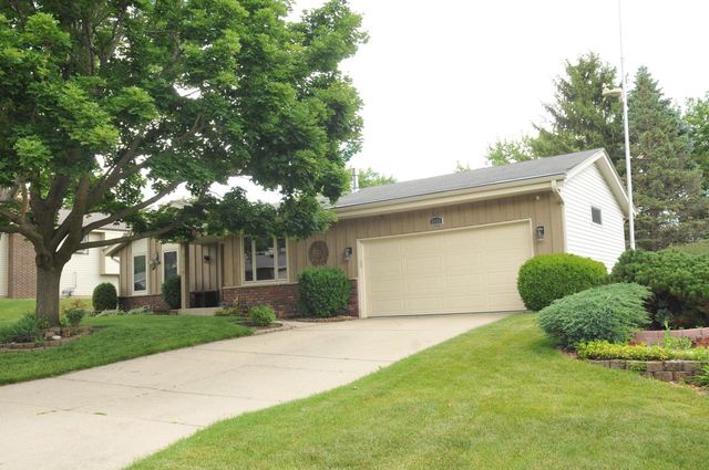 8150 S 58th STREET, Franklin, WI 53132