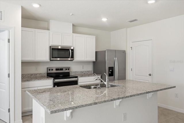 3669 RORY OAK CIRCLE, Apopka, FL 32703