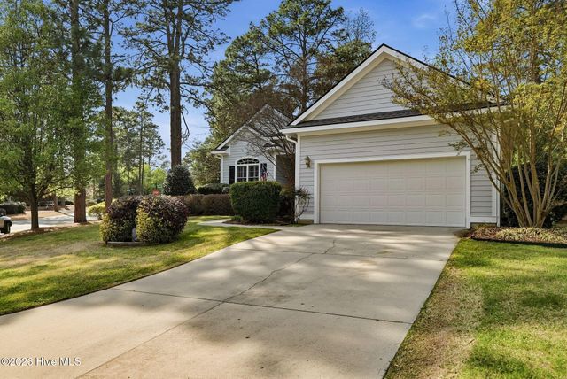 101 Belmont Court, Southern Pines, NC 28387