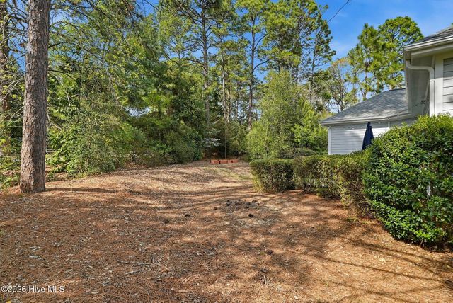 101 Belmont Court, Southern Pines, NC 28387