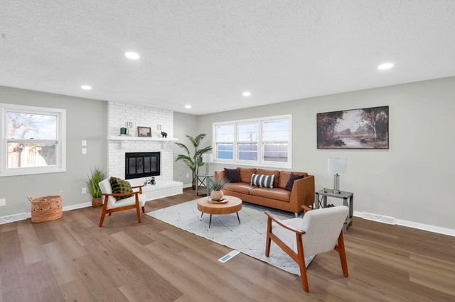 8208 E Grail St, Wichita, KS 67207