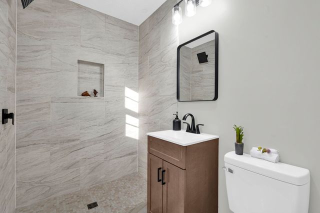 8208 E Grail St, Wichita, KS 67207