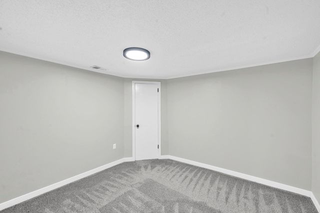 8208 E Grail St, Wichita, KS 67207