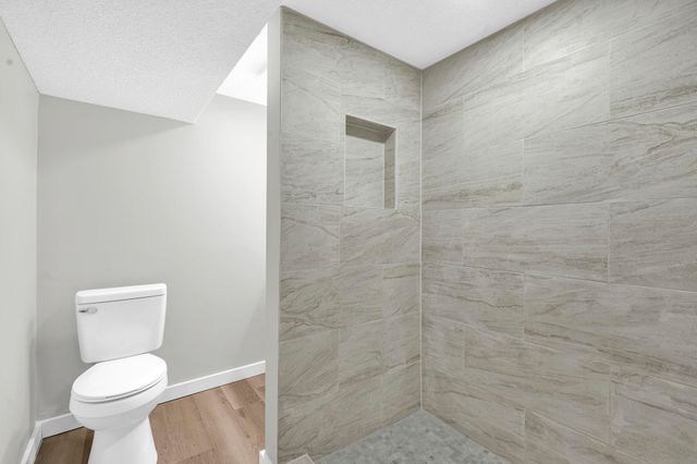 8208 E Grail St, Wichita, KS 67207