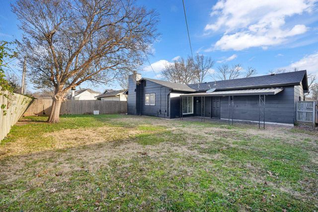 8208 E Grail St, Wichita, KS 67207