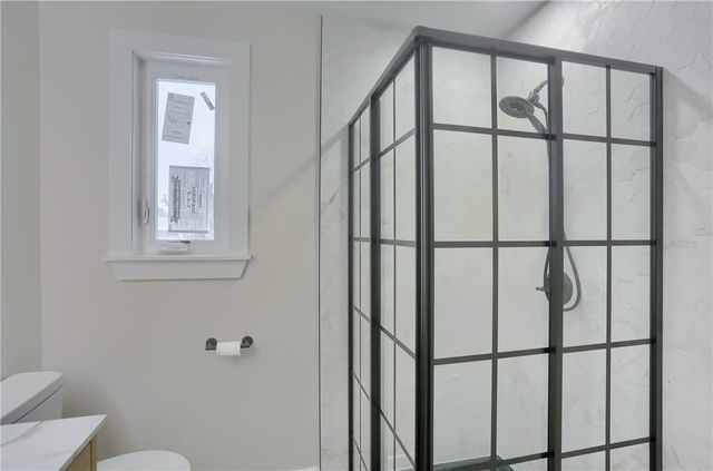 316 Line Ave, Ellwood City, PA 16117