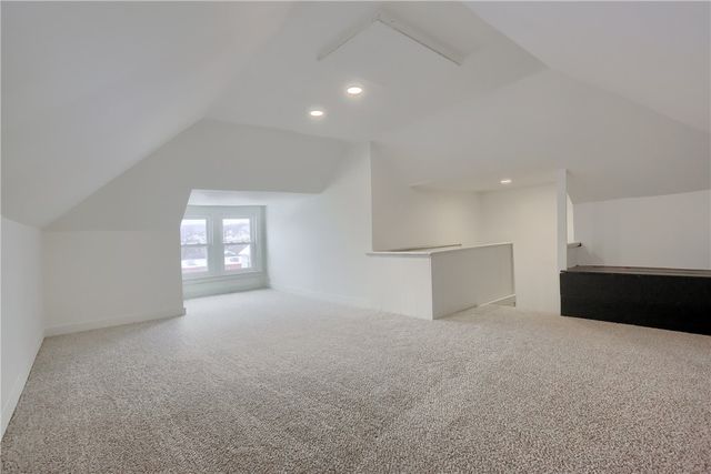 316 Line Ave, Ellwood City, PA 16117