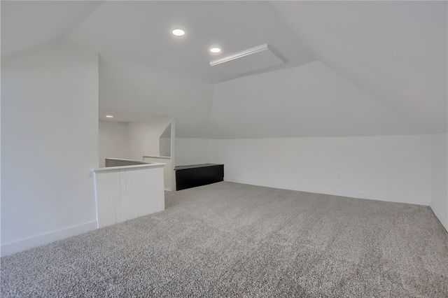 316 Line Ave, Ellwood City, PA 16117