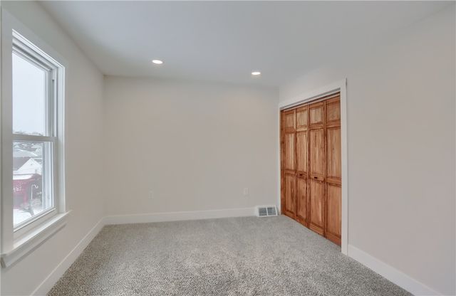 316 Line Ave, Ellwood City, PA 16117