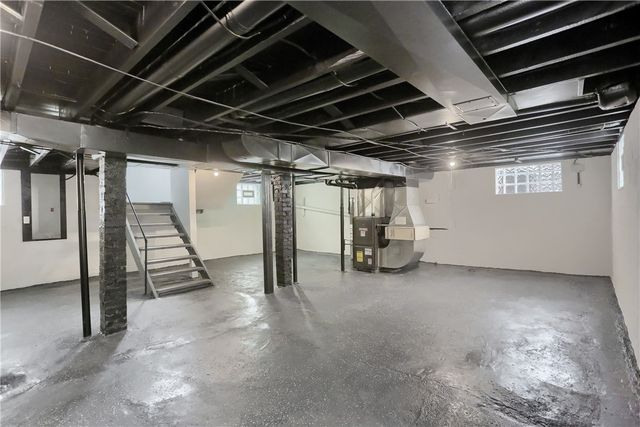 316 Line Ave, Ellwood City, PA 16117