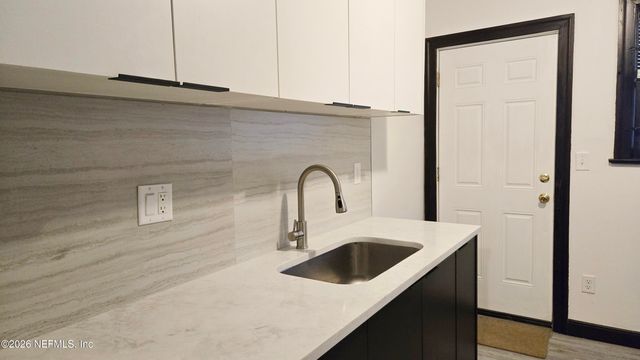 328 E 48TH Street, Jacksonville, FL 32208