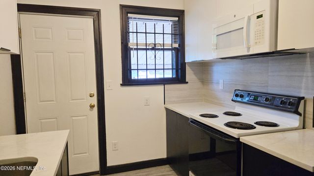 328 E 48TH Street, Jacksonville, FL 32208