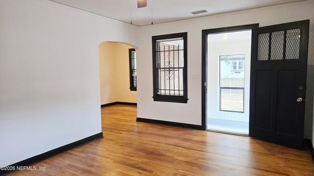 328 E 48TH Street, Jacksonville, FL 32208