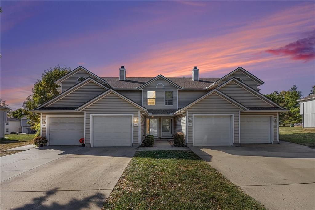 1324 SE Norwood Drive, Lee's Summit, MO 64081