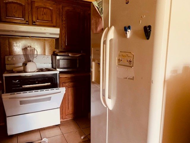 3690 Reyna St, Robstown, TX 78380