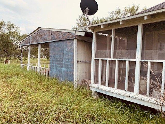 3690 Reyna St, Robstown, TX 78380