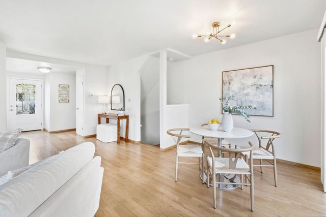 3034 Swallows Nest Dr, Sacramento, CA 95833