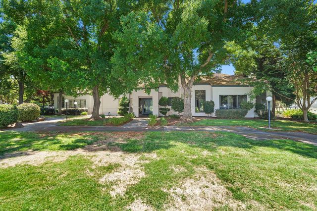 3034 Swallows Nest Dr, Sacramento, CA 95833