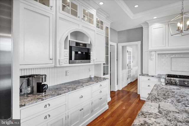 1240 DAUPHIN AVE, Wyomissing, PA 19610