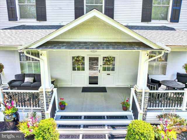 1240 DAUPHIN AVE, Wyomissing, PA 19610