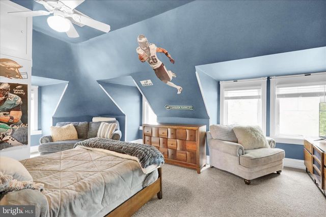 1240 DAUPHIN AVE, Wyomissing, PA 19610