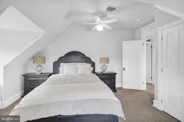 1240 DAUPHIN AVE, Wyomissing, PA 19610