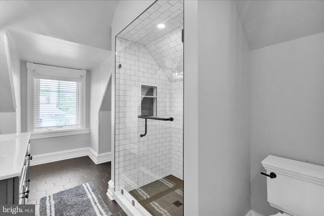 1240 DAUPHIN AVE, Wyomissing, PA 19610