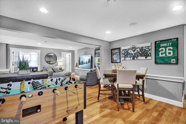 1240 DAUPHIN AVE, Wyomissing, PA 19610