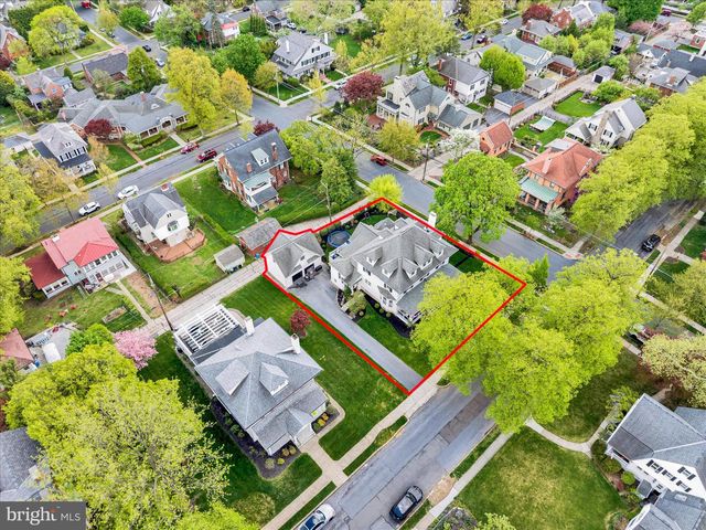 1240 DAUPHIN AVE, Wyomissing, PA 19610