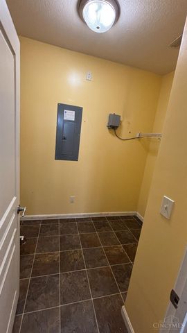 7787 Skyview Circle, Green Twp, OH 45248