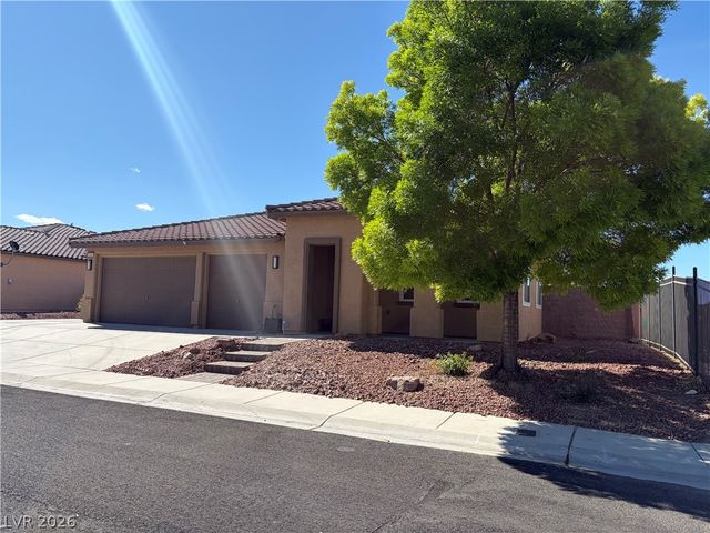 5761 East Badlands Lane, Pahrump, NV 89061