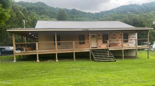 746 Hampton Creek Road, Roan Mountain, TN 37687
