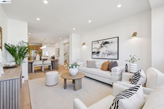 3031 WHEELER STREET, Berkeley, CA 94705