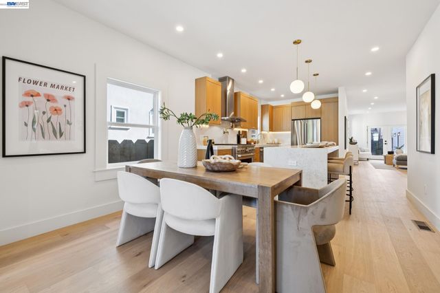 3031 WHEELER STREET, Berkeley, CA 94705