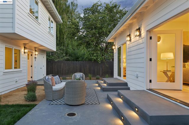 3031 WHEELER STREET, Berkeley, CA 94705