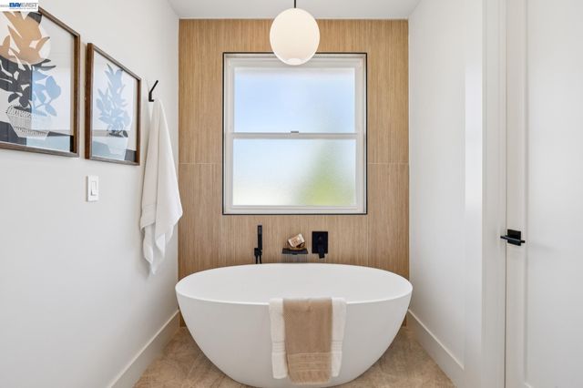3031 WHEELER STREET, Berkeley, CA 94705