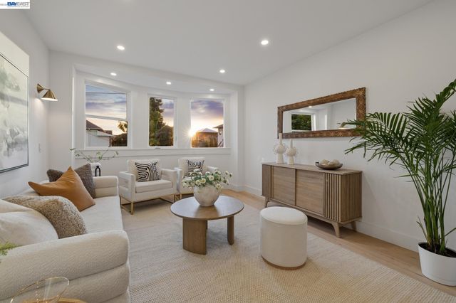 3031 WHEELER STREET, Berkeley, CA 94705