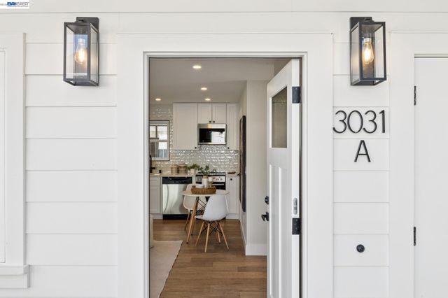 3031 WHEELER STREET, Berkeley, CA 94705